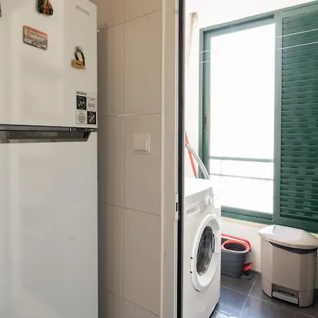 Delmar By Lovelystay Apartamento