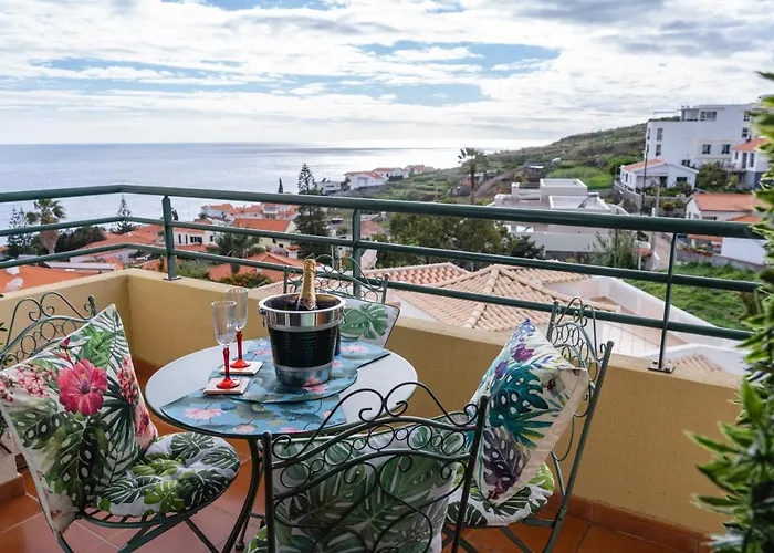 Delmar By Lovelystay Апартаменты